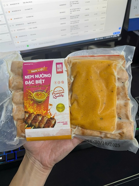 Nem Lụi Luji 500gr/10c